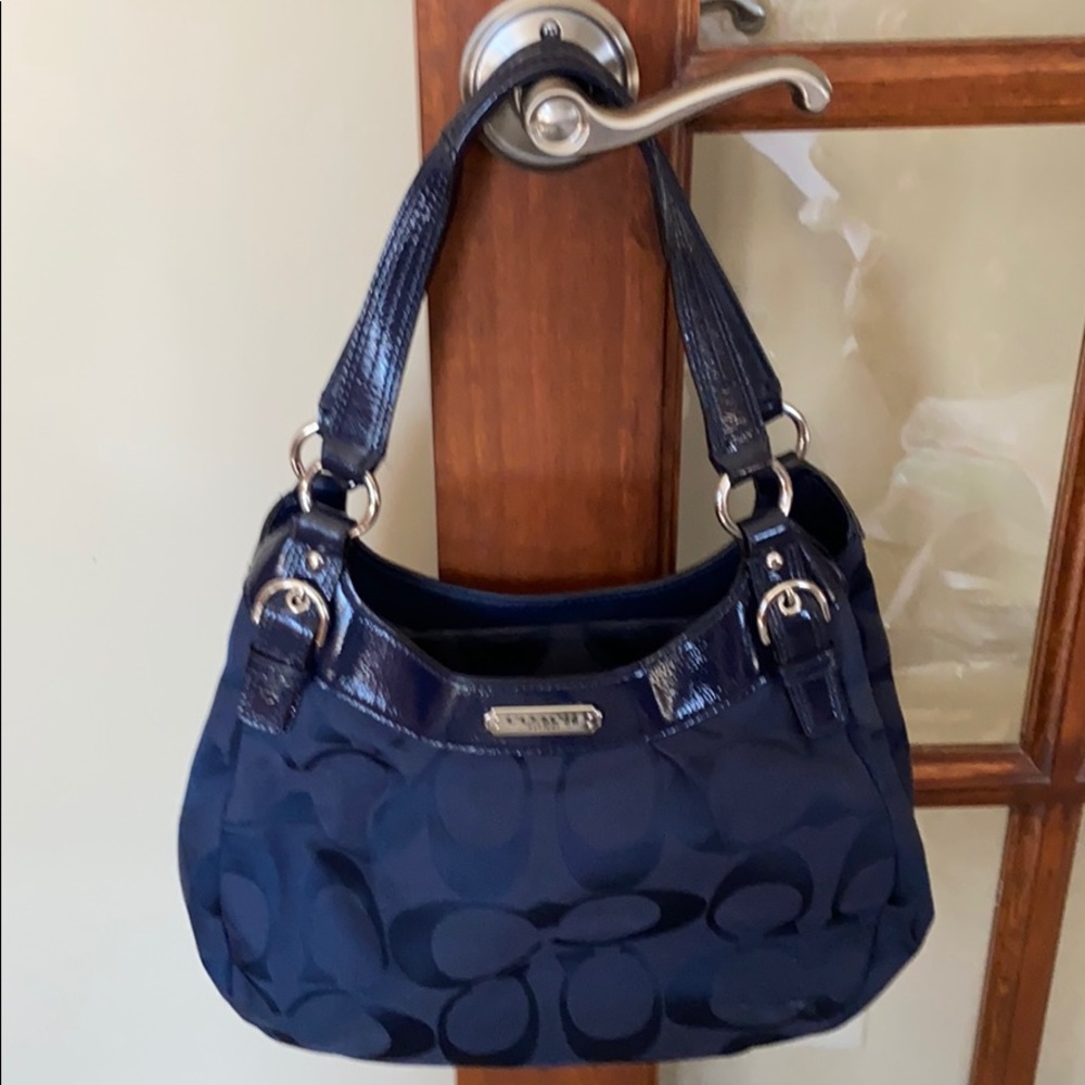 Navy shoulder purse